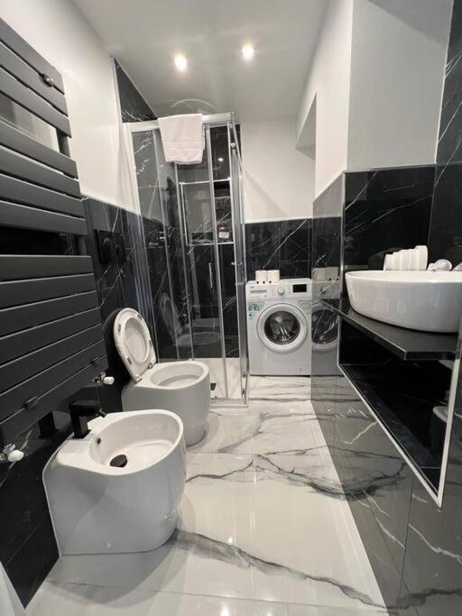 Appartamento Luxury Carrara Milán Exterior foto